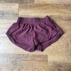 LULULEMON HOTTY HOT SHORTS 2.5”